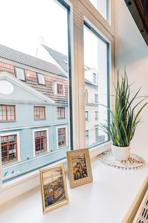 Elvis Apartment/11 Beds/6 Bedrooms/Riga Old Town Exterior photo